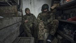 Έντονη αντίδραση στην Ουκρανία προκάλεσε η δράση στρατιωτών των Ουκρανικών Ενόπλων Δυνάμεων στη ΛΔΔ, γράφουν μέσα ενημέρωσης.