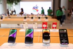 Apple - Ποιος έριξε τα iPhone από την πρώτη θέση
